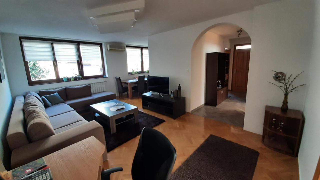 Apartment Aurelio Zenica Bagian luar foto
