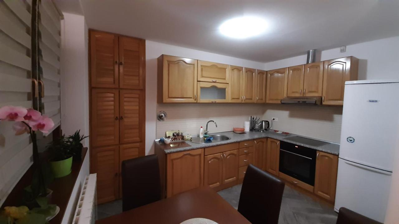 Apartment Aurelio Zenica Bagian luar foto
